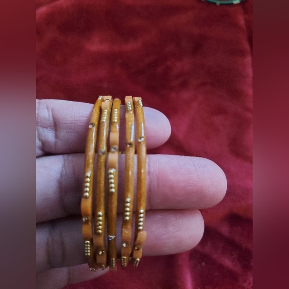 Bracelets - Picture 6 of 6